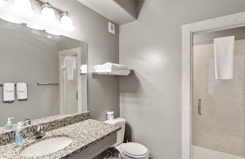 Harbor Village Hotel | Sunrise Resort Room #105 | 0 Bed, 1 Bath