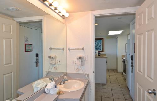 Key West Apartment | Sunrise Suites Barbados Suite #204