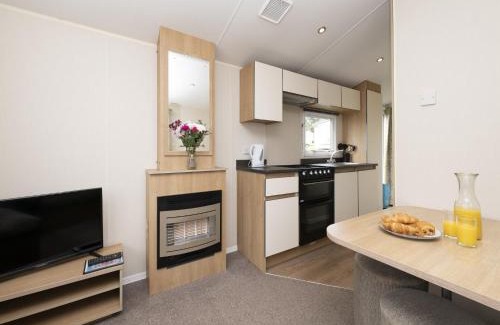 Looe House | Sunseeker Caravan