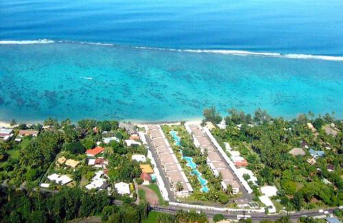 Punaauia Apartment | Sunset Beach Carlton- Tahiti - beachfront luxury residence & pool - 4 pers