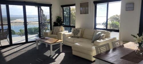 Seventeen Seventy Apartment | Sunset Beach House 1770 Level 3