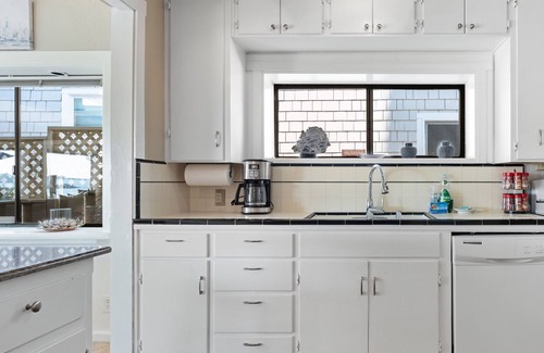 Eastside Santa Cruz House | Sunset Cottage