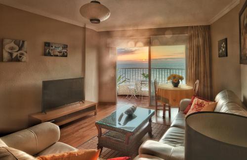 San Marcos Apartment | Sunset