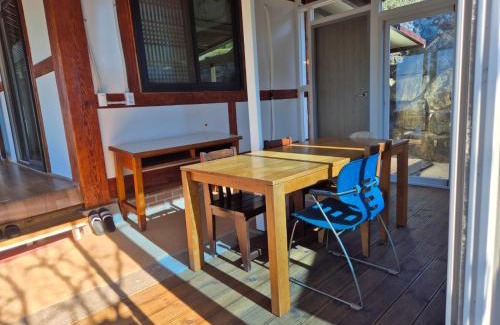 Haeryong-myeon House | Sunset Hanok Stay