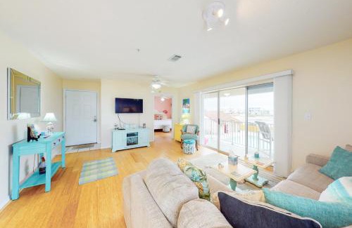 Navarre Beach Apartment | Sunset Harbour Villas 2-223