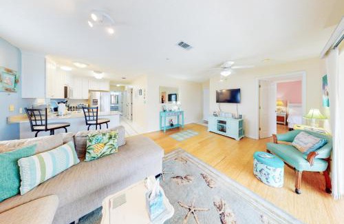 Navarre Beach Apartment | Sunset Harbour Villas 2-223