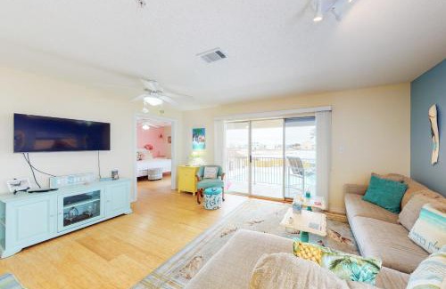 Navarre Beach Apartment | Sunset Harbour Villas 2-223