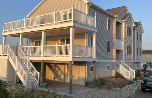 Green Creek Condo | Sunset Heaven - Bayfront Condo Second Floor !