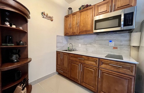 Rural Estates Apartment | Sunset Hide A Way West in Paradise,Naples,Florida with canal water front