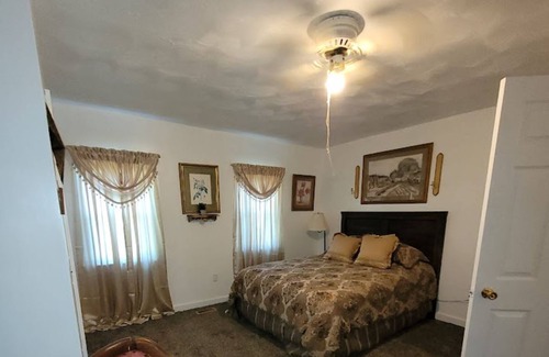 McArthur Other | Sunset Hills Farm---Amazing View, Close to Winery