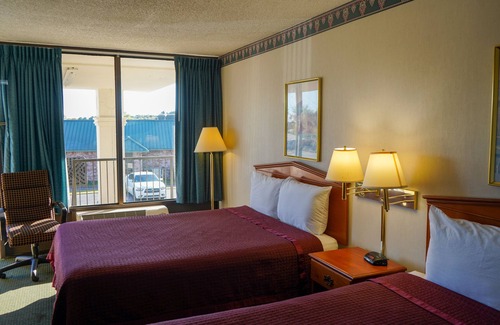 Clarksville Hotel | Sunset Inn Clarksville