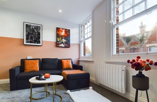 Eastbourne Apartment | Sunset Penthouse | Central Eastbourne | Sleeps 10