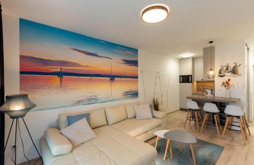 Fonyodliget Apartment | Sunset Port 402