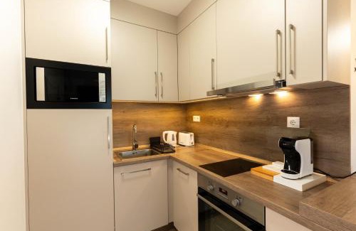 Fonyodliget Apartment | Sunset Port 402
