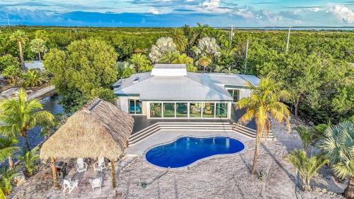 Big Pine Key House | Sunset Retreat