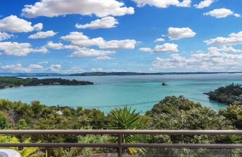 Omiha House | Sunset Sanctuary- Stay Waiheke