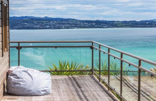 Omiha House | Sunset Sanctuary- Stay Waiheke