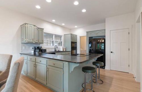 Winchester House | Sunset Shores