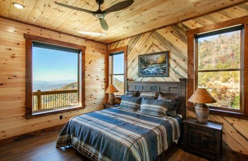 Sevierville House | Sunset Summit - Pool, Theater Room, Games, & VIEWS