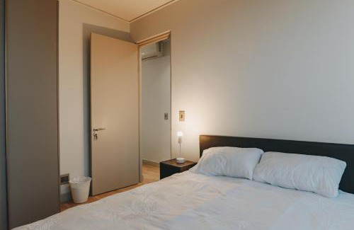 Greater Johannesburg Metropolitan Area Apartment | Sunset View Modern Apartment