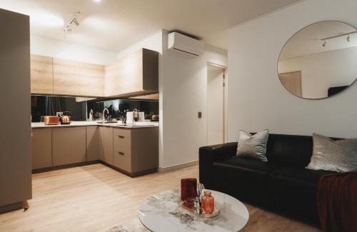 Greater Johannesburg Metropolitan Area Apartment | Sunset View Modern Apartment