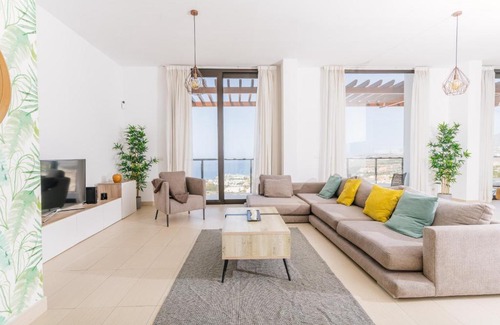 El Madronal Villa | Sunset White Villa - Ocean view, Jakuzzi, Heated Pool, Air-conditioning, Grill