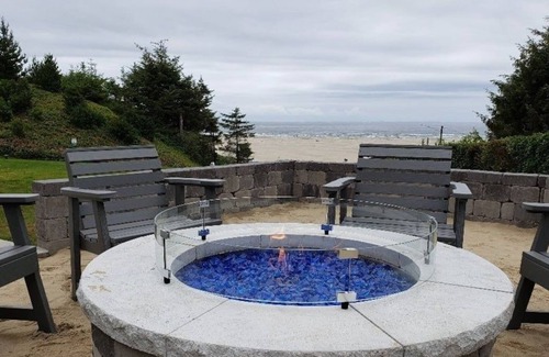 Newport House | Sunsets on the Shore! Indoor Pool, Ocean View, Pet-friendly Property!