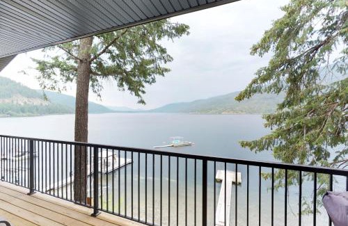 Christina Lake House | Sunshine Beach