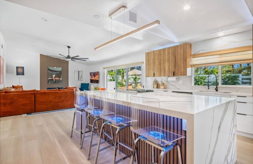 Araby Apartment | Sunshine Days Modern Palm Springs Oasis w/Private Pool, Spa & Views