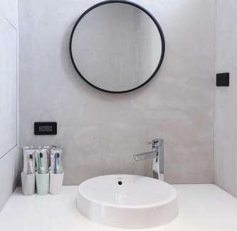 South Beach House | Sunshine Liv.