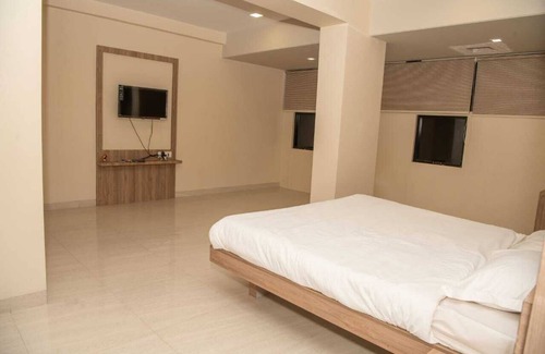 Baramati Cabin | sunshine lodge