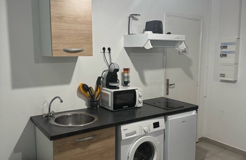 Pointe-a-Pitre Apartment | Sunshine - Luminous terrace