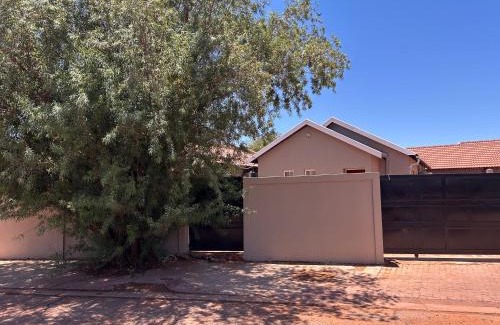 Kathu Apartment | Sunstone Lodge