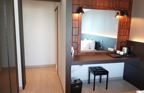 Jwadongsunhwan-ro Hotel | Suntree Hotel