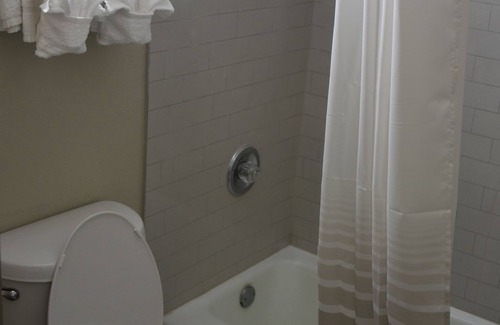 Biloxi Hotel | Super 8 by Wyndham Biloxi