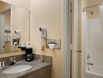 Columbia City Hotel | Super 8 by Wyndham Columbia City