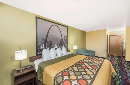 Farmington Hotel | Super 8 by Wyndham Farmington