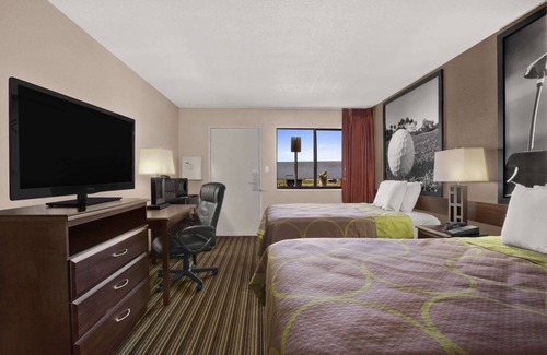 Winkler Hotel | Super 8 by Wyndham Fort Myers