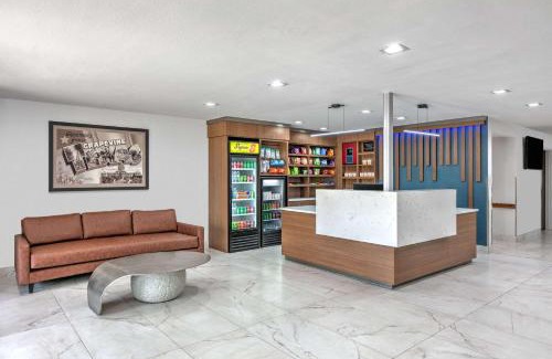 Grapevine Hotel | Super 8 by Wyndham Grapevine/DFW Airport Northwest