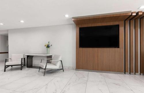 Grapevine Hotel | Super 8 by Wyndham Grapevine/DFW Airport Northwest