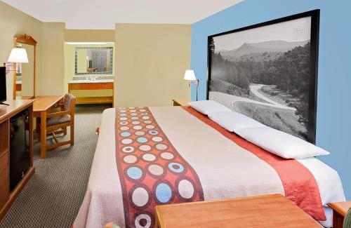 Hazen Hotel | Super 8 by Wyndham Hazen