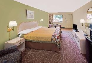 Kosciusko Hotel | Super 8 by Wyndham Kosciusko