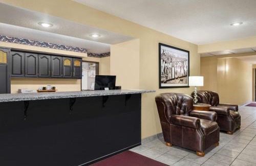 Maysville Hotel | Super 8 by Wyndham Maysville KY