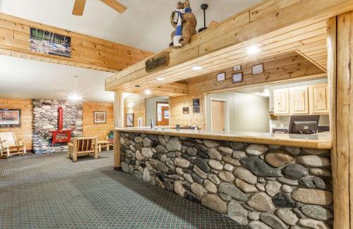 McCall Hotel | Super 8 by Wyndham McCall