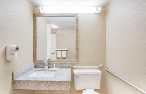 Morrilton Hotel | Super 8 by Wyndham Morrilton