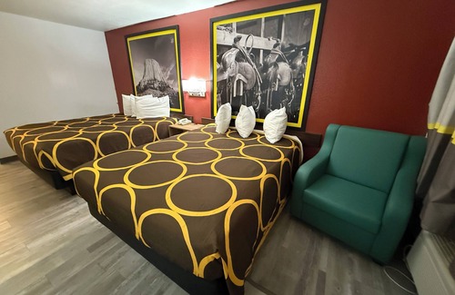 Newcastle Hotel | Super 8 by Wyndham Newcastle