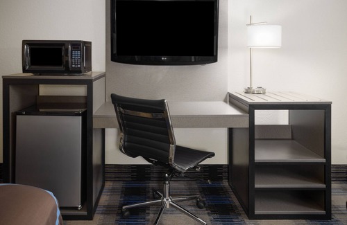 Perry Hotel | Super 8 by Wyndham Perry National Fairground Area I-75