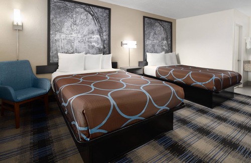 Perry Hotel | Super 8 by Wyndham Perry National Fairground Area I-75