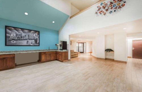 Show Low Hotel | Super 8 by Wyndham Show Low