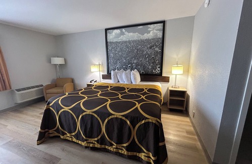 Sterling Hotel | Super 8 by Wyndham Sterling CO